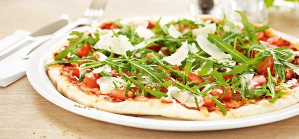 pizza z pieca poznań prosciutto crudo
